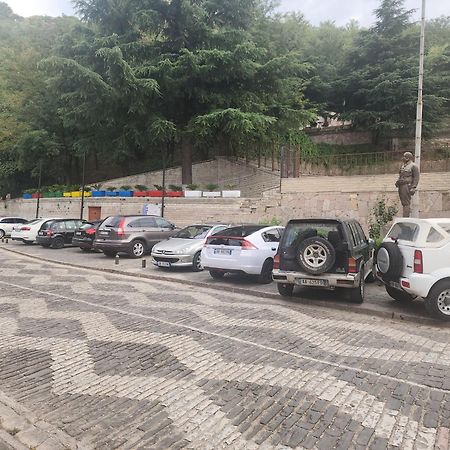 4 Rooms Gjirokastra Bagian luar foto